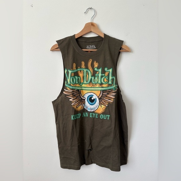 Von Dutch Keep An Eye Out Graphic Tee – Hunter Green – Size Medium – NWT - Picture 2 of 6